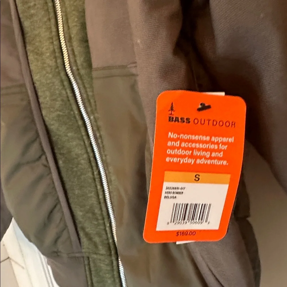 Bass‎ Outdoor Hero Bomber Jacket Gray size S NWT